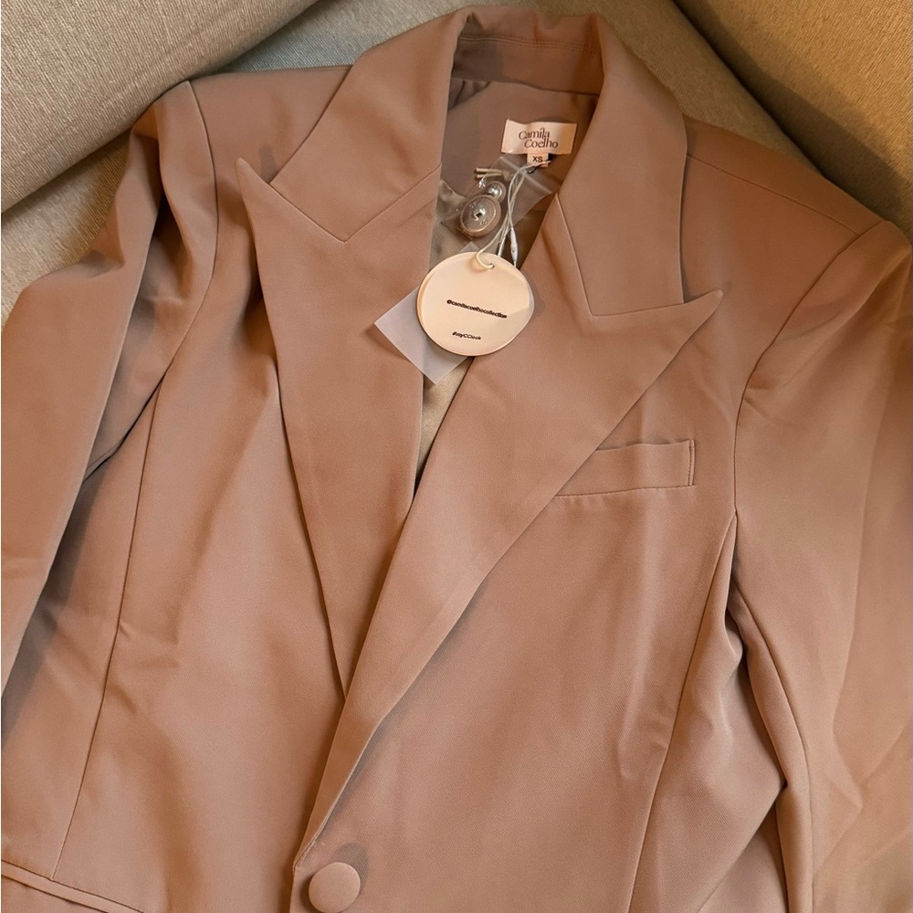 Camila Cohelo Blazer